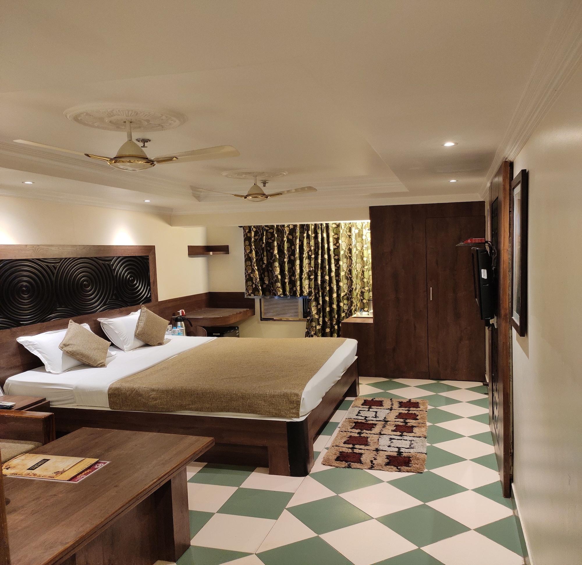 Hotel Pushpak Bhubaneswar Dış mekan fotoğraf